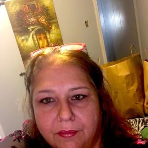 Meet your Posher, Chrisden